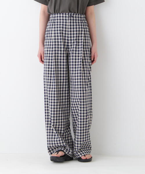 human woman（ヒューマンウーマン）の「◆ギンガムチェックワンタックセミワイドパンツ（その他パンツ・レディース・ダークインディゴブルー・SMALL/MEDIUM）」の5枚目の写真