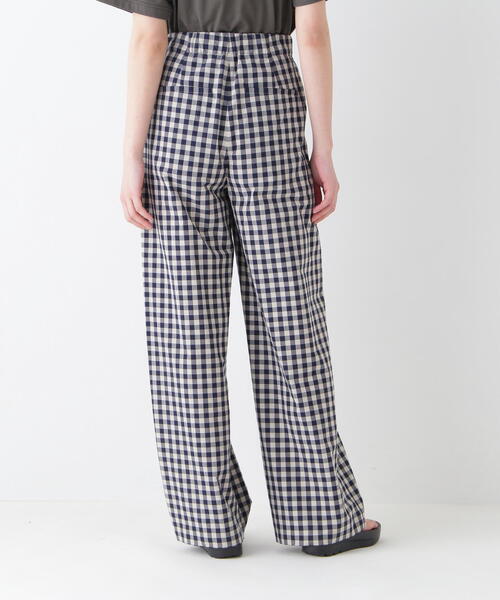 human woman（ヒューマンウーマン）の「◆ギンガムチェックワンタックセミワイドパンツ（その他パンツ・レディース・ダークインディゴブルー・SMALL/MEDIUM）」の7枚目の写真