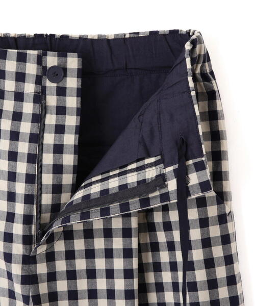 human woman（ヒューマンウーマン）の「◆ギンガムチェックワンタックセミワイドパンツ（その他パンツ・レディース・ダークインディゴブルー・SMALL/MEDIUM）」の11枚目の写真