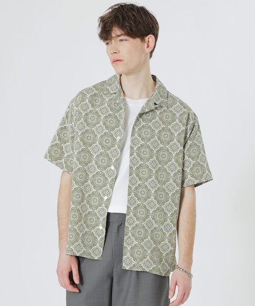 LOVELESS(ラブレス)の「オーナメントプリントショートスリーブシャツ(シャツ/ブラウス・メンズ・グリーン系その他/ブラック/ブルー・M/L)」の2枚目の写真