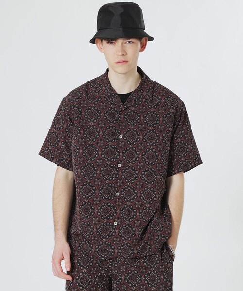 LOVELESS(ラブレス)の「オーナメントプリントショートスリーブシャツ(シャツ/ブラウス・メンズ・グリーン系その他/ブラック/ブルー・M/L)」の1枚目の写真