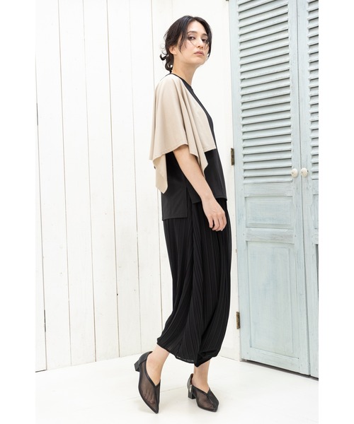 OSMOSIS（オズモーシス）の「ケープスリーブTシャツ（Tシャツ/カットソー・レディース・ブラック/ベージュ系その他/ホワイト/ブルー・ONE SIZE）」の18枚目の写真