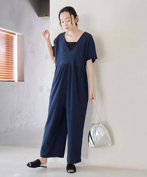 coen（コーエン）の「サッカーチェックオールインワンサロペット（サロペット/オーバーオール・レディース・ブラック/ネイビー/ブラウン・FREE）」の6枚目の写真