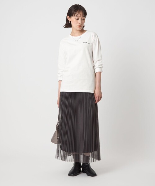 To b. by agnes b.（トゥービーバイアニエスベー）の「＜To b. by agnes b.コラボ＞ロゴ ロングスリーブ Tシャツ（Tシャツ/カットソー・レディース・ブラック/オフホワイト・FREE）」の5枚目の写真