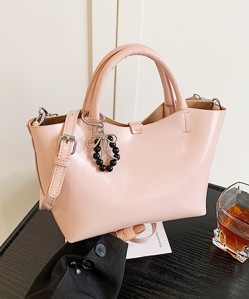 Lace Ladies(レースレディース)の「コンパクト スクエア 2WAY シンプル ショルダーバッグ(トートバッグ・レディース・ブラック/アイボリー/ベージュ/グリーン/ピンク・FREE)」の16枚目の写真