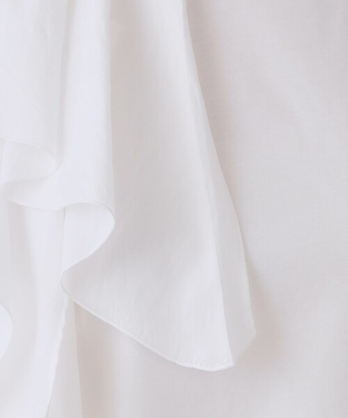 OPAQUE.CLIP（オペークドットクリップ）の「ショルダーフリルドッキングカットソー【洗濯機洗い可】（Tシャツ/カットソー・レディース・ブラック/カーキ/ホワイト・36/38/40/42）」の7枚目の写真