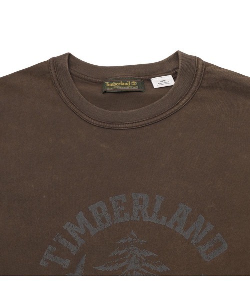 Timberland（ティンバーランド）の「【TOKYO DESIGN COLLECTIVE】長袖 グラフィック Tシャツ ユニセックス（Tシャツ/カットソー・メンズ・ダークブラウン・LARGE/MEDIUM/X-LARGE）」の3枚目の写真