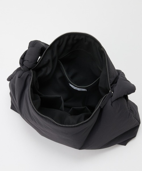 COLONY 2139(コロニートゥーワンスリーナイン)の「ナイロン中綿ソフトレクタングルバッグ(ショルダーバッグ・レディース・ブラック/ブラウン・FREE)」の7枚目の写真