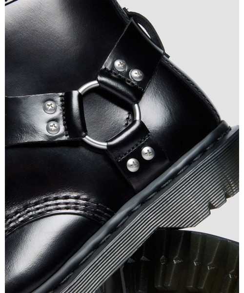 Dr. Martens（ドクターマーチン）の「Dr. Martens/ドクターマーチン 1460 HARNESS 8 ホール ブーツ 41388001（ブーツ・メンズ・ブラック・UK11/UK10/UK9/UK8/UK7/UK6/UK5/UK4/UK3）」の4枚目の写真