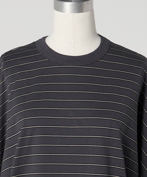 LOEFF（ロエフ）の「＜LOEFF＞マルチボーダー ドルマンスリーブ カットソー（Tシャツ/カットソー・レディース・ダークグレー/ベージュ・FREE）」の20枚目の写真