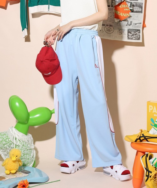 NERDY（ノルディ）の「ライントラックパンツ（スウェットパンツ・レディース・パープル/ブラック/ブルー・M/L/S）」の5枚目の写真