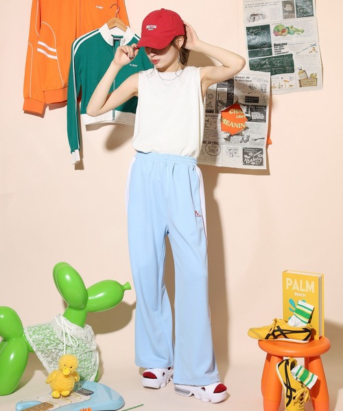 NERDY（ノルディ）の「ライントラックパンツ（スウェットパンツ・レディース・パープル/ブラック/ブルー・M/L/S）」の9枚目の写真