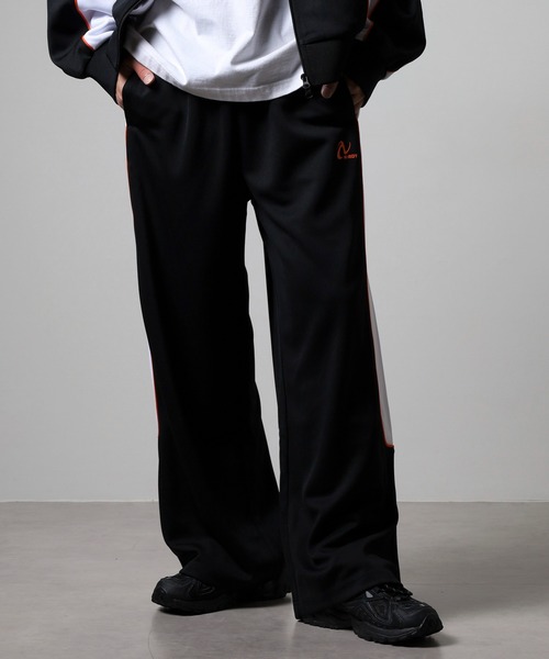 NERDY（ノルディ）の「ライントラックパンツ（スウェットパンツ・レディース・パープル/ブラック/ブルー・M/L/S）」の15枚目の写真