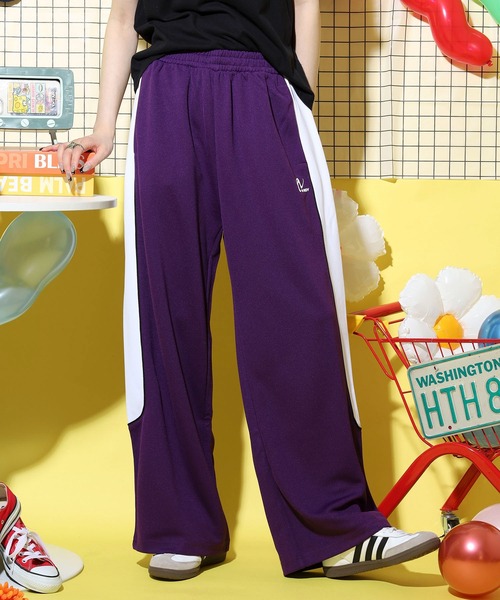 NERDY（ノルディ）の「ライントラックパンツ（スウェットパンツ・レディース・パープル/ブラック/ブルー・M/L/S）」の12枚目の写真