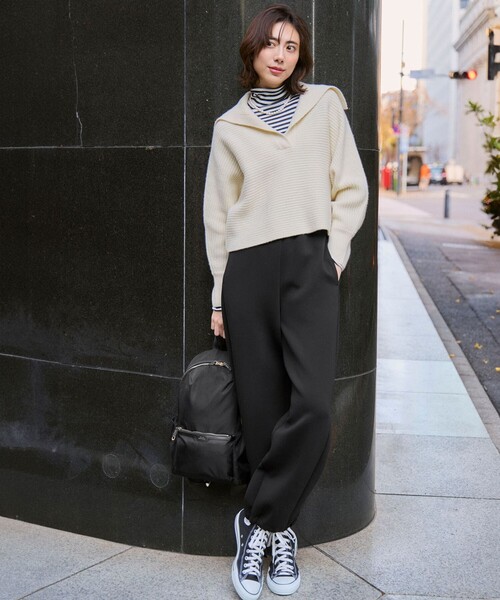 23区 S(ニジュウサンクチイサイサイズ)の「【CLASSY.掲載/洗える】スムージーコットン タートルネック ニット(ニット/セーター・レディース・ホワイト系1/ホワイト系/ブラック系/ベージュ系・32)」の10枚目の写真