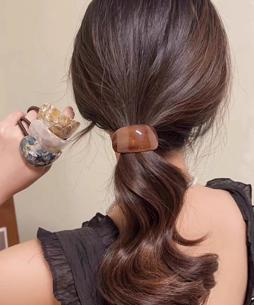 E&C closet…（イーアンドシークローゼット）の「ミックスカラーカーブヘアゴム（ヘアゴム・レディース・パープル/ベージュ/ホワイト/ブラウン/グリーン/ブルー/ブラック・FREE）」の3枚目の写真