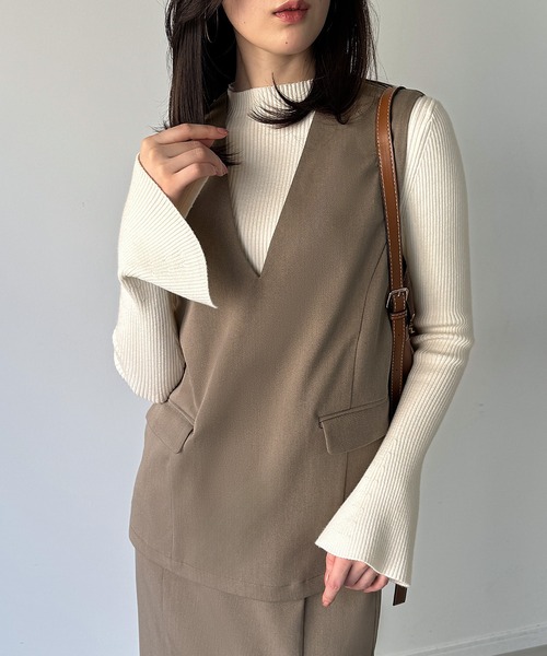 junoah(ジュノア)の「ベストセットアップ3点セット(薄手・裏地なし)(セットアップ・レディース・チャコール/グレイッシュベージュ/ブラック・LARGE/MEDIUM/SMALL)」の18枚目の写真