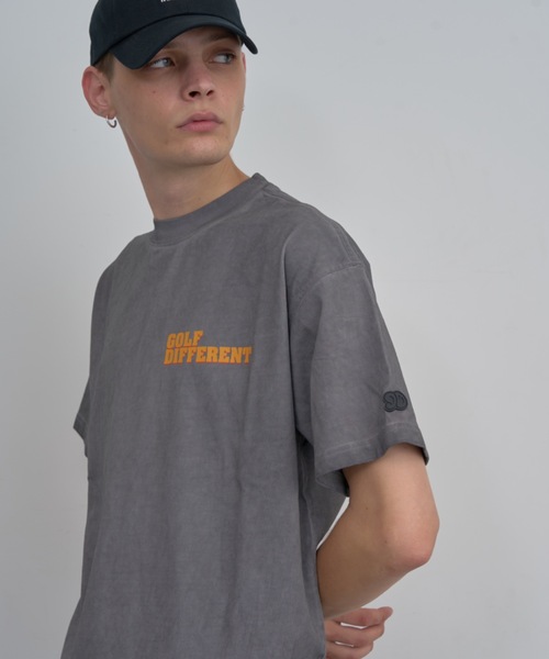 Mid 90s Club(ミッドナインティーズクラブ)の「GOLF DIFFERENT Vintage-Style Tee(Tシャツ/カットソー・メンズ・ブラック/パープル/ライトグレー・LARGE/MEDIUM)」の13枚目の写真