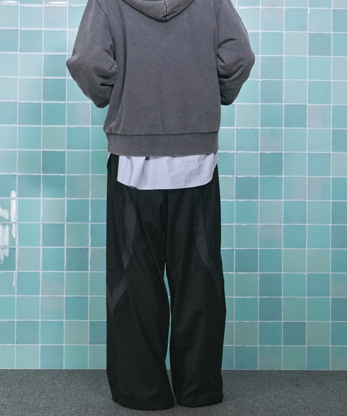 MAISON SPECIAL(メゾンスペシャル)の「《UNISEX》Wool Mixed Prime-Wide Track Pants/ウールミックスプライムワイドトラックパンツ【MAISON SPECIAL/メゾンスペシャル】(その他パンツ・メンズ・ネイビー/ブラック・0/1)」の7枚目の写真