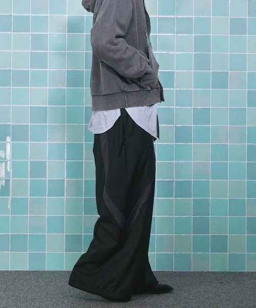 MAISON SPECIAL(メゾンスペシャル)の「《UNISEX》Wool Mixed Prime-Wide Track Pants/ウールミックスプライムワイドトラックパンツ【MAISON SPECIAL/メゾンスペシャル】(その他パンツ・メンズ・ネイビー/ブラック・0/1)」の8枚目の写真