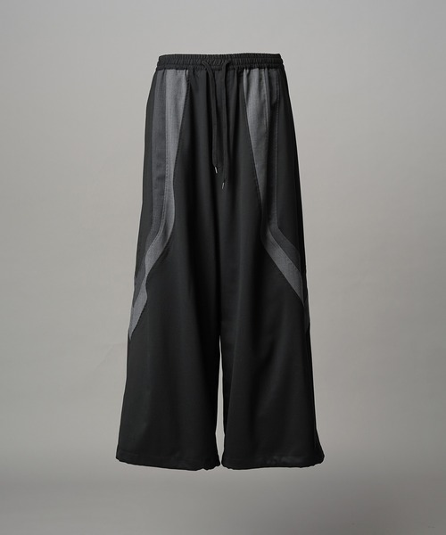 MAISON SPECIAL(メゾンスペシャル)の「《UNISEX》Wool Mixed Prime-Wide Track Pants/ウールミックスプライムワイドトラックパンツ【MAISON SPECIAL/メゾンスペシャル】(その他パンツ・メンズ・ネイビー/ブラック・0/1)」の5枚目の写真