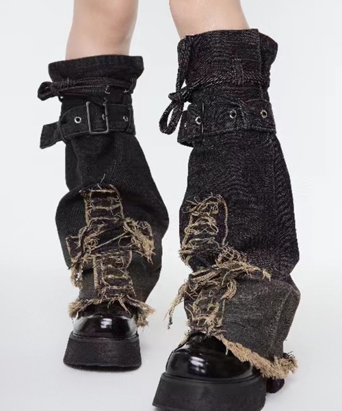 lilful(リルフル)の「Y2K バックル付き デニムレッグウォーマー ダメージ加工 裾フリンジ(レッグウォーマー・レディース・その他3/その他2/その他1/その他4・F)」の11枚目の写真
