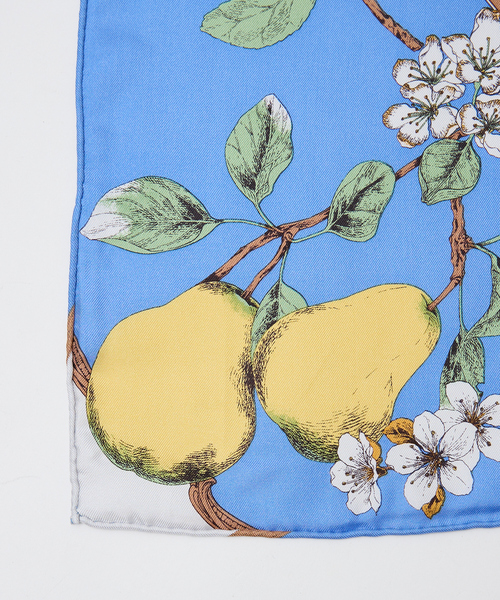 manipuri(マニプリ)の「【manipuri/マニプリ】アンティークレシピ シルクスカーフ(ストール/ショール・レディース・イエロー/ブルー・フリー)」の8枚目の写真