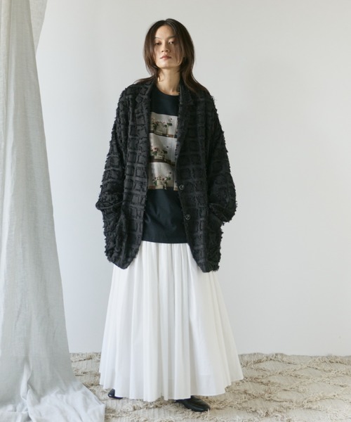 Libra Cue（リブラ キュー）の「フラワーフォトプリントロングスリーブTシャツ（Tシャツ/カットソー・レディース・ブラック/グレイッシュベージュ・FREE）」の17枚目の写真