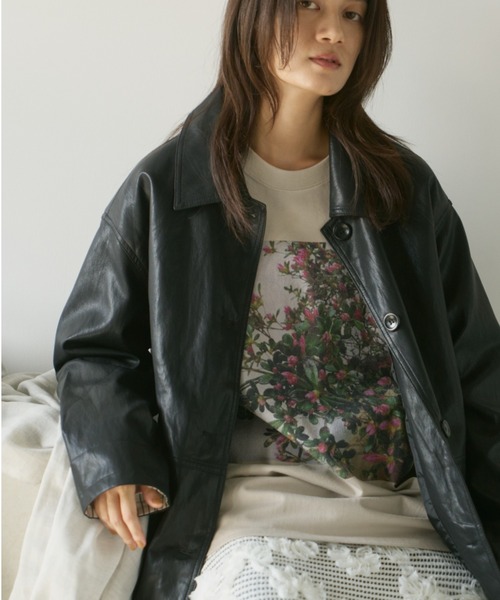 Libra Cue（リブラ キュー）の「フラワーフォトプリントロングスリーブTシャツ（Tシャツ/カットソー・レディース・ブラック/グレイッシュベージュ・FREE）」の21枚目の写真