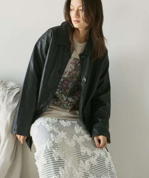 Libra Cue（リブラ キュー）の「フラワーフォトプリントロングスリーブTシャツ（Tシャツ/カットソー・レディース・ブラック/グレイッシュベージュ・FREE）」の19枚目の写真