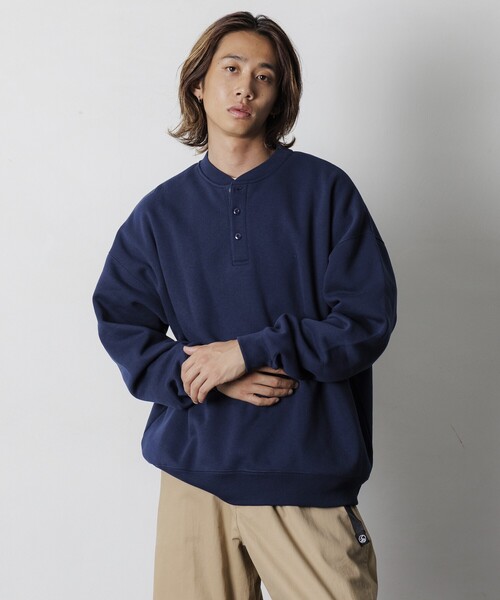 FREAK'S STORE(フリークスストア)の「限定展開 ビッグシルエット ヘンリーネック スウェットプルオーバー(スウェット・メンズ・ネイビー/チャコールグレー/ブラック/アッシュグレー・LARGE/MEDIUM/SMALL)」の19枚目の写真