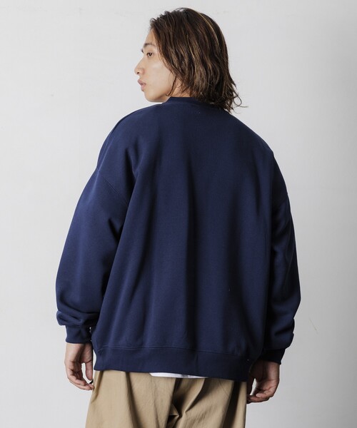 FREAK'S STORE(フリークスストア)の「限定展開 ビッグシルエット ヘンリーネック スウェットプルオーバー(スウェット・メンズ・ネイビー/チャコールグレー/ブラック/アッシュグレー・LARGE/MEDIUM/SMALL)」の22枚目の写真
