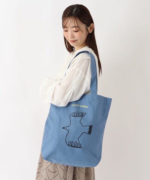 one'sterrace(ワンズテラス)の「刺繍A4トート ヒュバマトカ(トートバッグ・レディース・ブルー系その他7・99)」の9枚目の写真