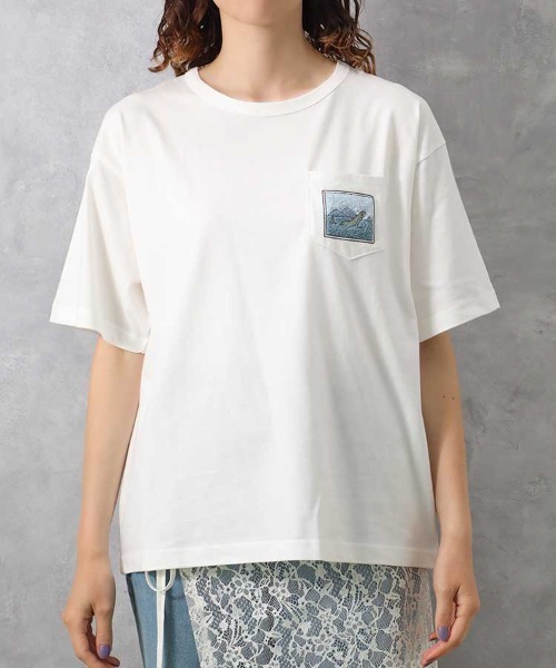 Bleu Bleuet(ブルーブルーエ)の「ネッシーポケット付きTシャツ(Tシャツ/カットソー・レディース・ホワイト/チャコールグレー・FREE)」の3枚目の写真