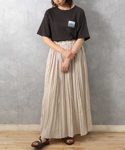 Bleu Bleuet(ブルーブルーエ)の「ネッシーポケット付きTシャツ(Tシャツ/カットソー・レディース・ホワイト/チャコールグレー・FREE)」の12枚目の写真