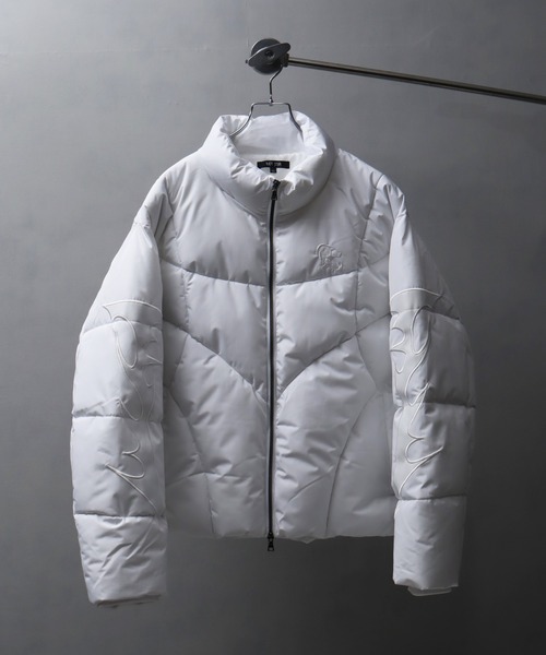 セール】トライバルショート丈ファイバーダウンジャケット（ブルゾン