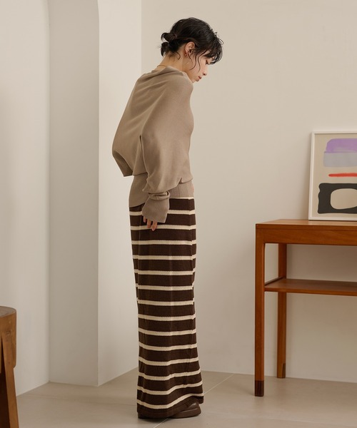 LAULEN(ローレン)の「boat neck nuance knit /ボートネックリブ切り替えニュアンスニットプルオーバー(ニット/セーター・レディース・ベージュ/グリーン/ブラウン/アイボリー・FREE)」の11枚目の写真