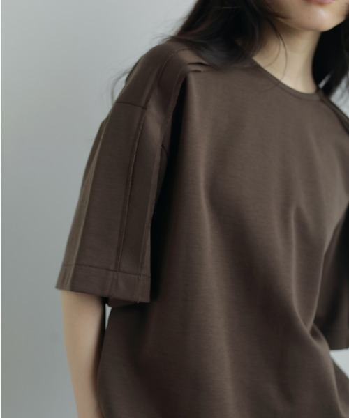 anuke（アンヌーク）の「Shoulder Layered Tops（Tシャツ/カットソー・レディース・ブラウン/ホワイト・FREE）」の10枚目の写真