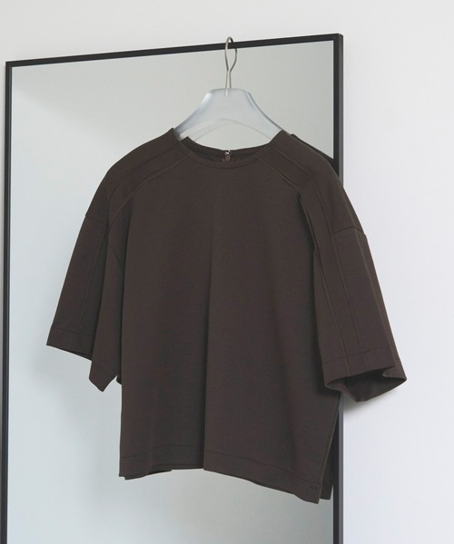 anuke（アンヌーク）の「Shoulder Layered Tops（Tシャツ/カットソー・レディース・ブラウン/ホワイト・FREE）」の15枚目の写真