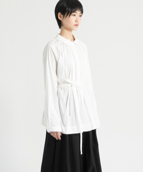 Bshop（ビショップ）の「eunoia | ラウンドカラー ブラウス WOMEN（シャツ/ブラウス・レディース・ホワイト/ブラック・ONE）」の2枚目の写真