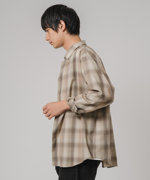 EDIFICE（エディフィス）の「SUPER 120’s ウール チェック レギュラー シャツ（シャツ/ブラウス・メンズ・グレー/スミクロ/ベージュ・LARGE/SMALL/MEDIUM）」の20枚目の写真