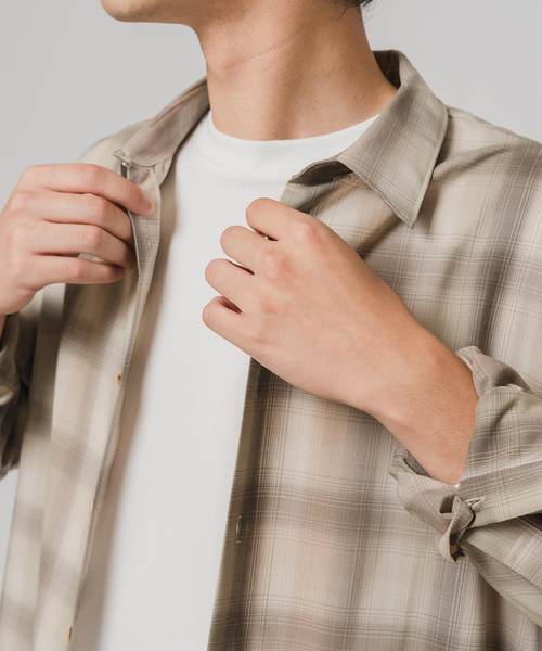 EDIFICE（エディフィス）の「SUPER 120’s ウール チェック レギュラー シャツ（シャツ/ブラウス・メンズ・グレー/スミクロ/ベージュ・LARGE/SMALL/MEDIUM）」の17枚目の写真