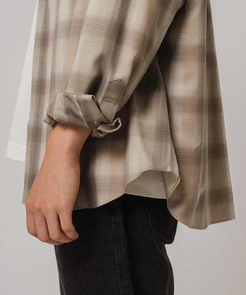 EDIFICE（エディフィス）の「SUPER 120’s ウール チェック レギュラー シャツ（シャツ/ブラウス・メンズ・グレー/スミクロ/ベージュ・LARGE/SMALL/MEDIUM）」の15枚目の写真