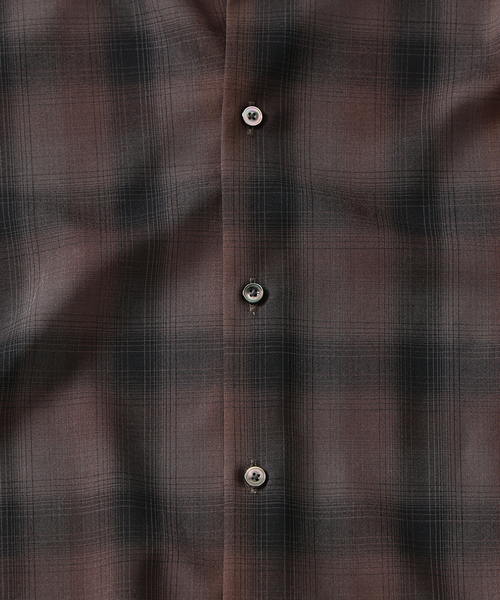 EDIFICE（エディフィス）の「SUPER 120’s ウール チェック レギュラー シャツ（シャツ/ブラウス・メンズ・グレー/スミクロ/ベージュ・LARGE/SMALL/MEDIUM）」の11枚目の写真