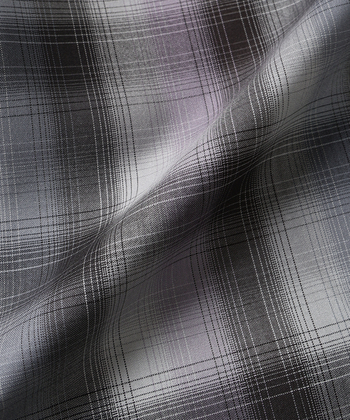 EDIFICE（エディフィス）の「SUPER 120’s ウール チェック レギュラー シャツ（シャツ/ブラウス・メンズ・グレー/スミクロ/ベージュ・LARGE/SMALL/MEDIUM）」の6枚目の写真