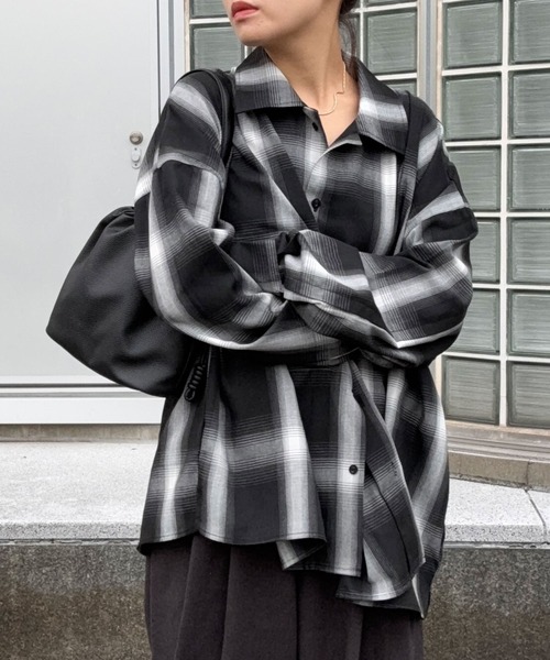 DRAW（ドロー）の「DRAW(ドロー) / ビッグシルエット シャツ（ユニセックス）（シャツ/ブラウス・メンズ・ブラック/グレー/ブラック系その他・MEDIUM/LARGE/SMALL）」の2枚目の写真