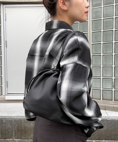 DRAW（ドロー）の「DRAW(ドロー) / ビッグシルエット シャツ（ユニセックス）（シャツ/ブラウス・メンズ・ブラック/グレー/ブラック系その他・MEDIUM/LARGE/SMALL）」の17枚目の写真