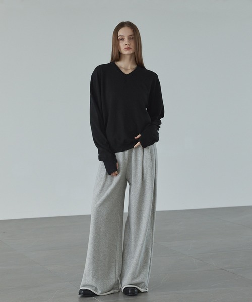 CALLNE（カルネ）の「【CALLNE】V-neck Long Sleeve Knit / Vネックロングスリーブニット（フィンガーホール付き）（ニット/セーター・メンズ・ブラック/グレー・M/L）」の20枚目の写真