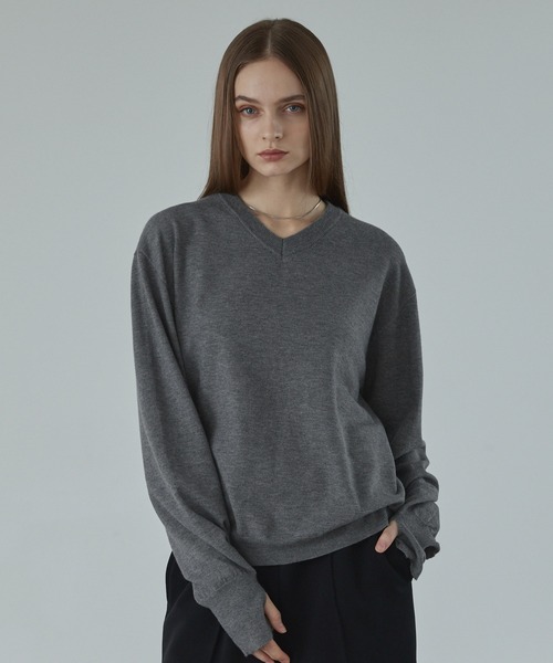 BELLMORE エンブレム Vネックニット セーター EMBLEM LS V-NECK KNIT - BLACK – BELLMORE