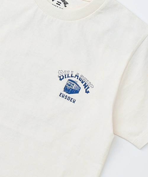BILLABONG（ビラボン）の「BILLABONG キッズ 【江ノ電×BILLABONG】ENODEN TEE ロンＴ 【2025年秋冬モデル】/ビラボンキッズ江ノ電コラボバックプリント半袖Tシャツ（Tシャツ/カットソー・キッズ・グリーン/クリーム/ブルー・130/140/150/160）」の7枚目の写真